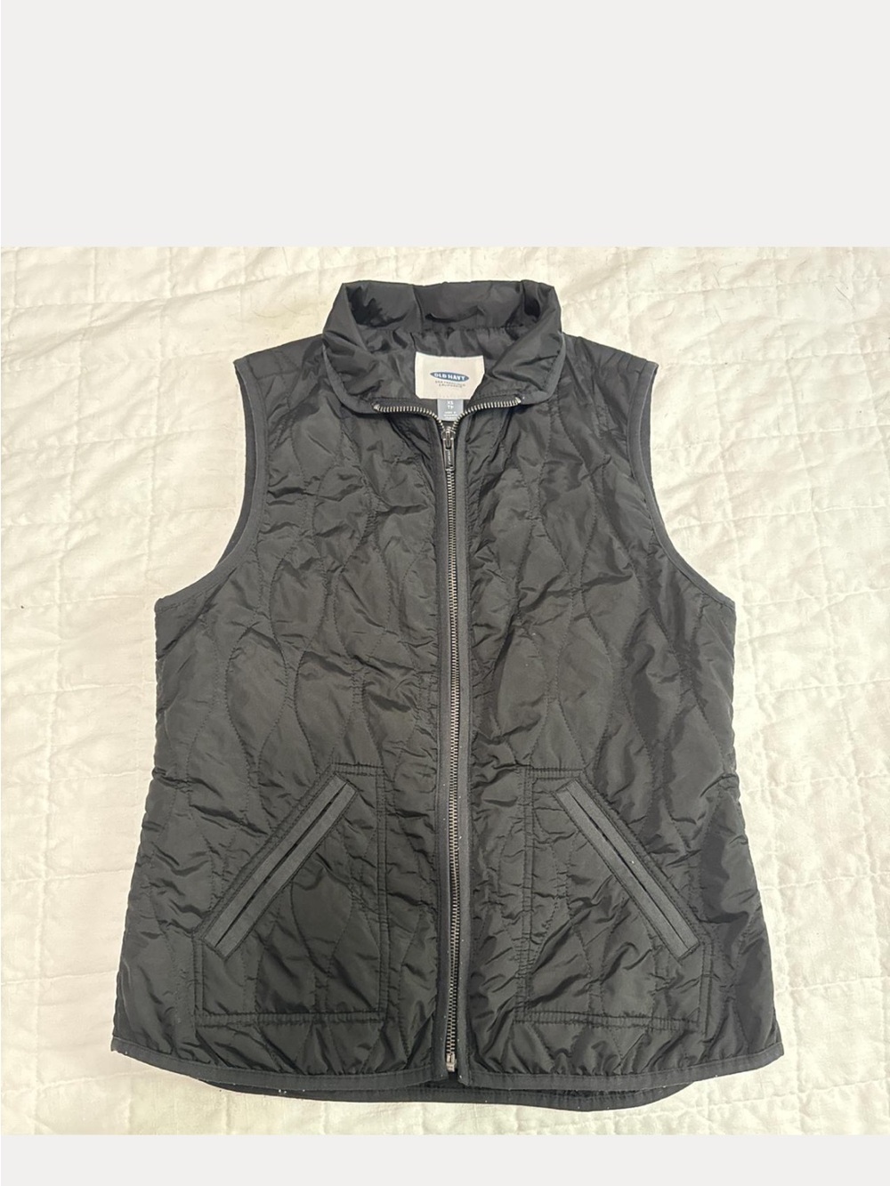 Old Navy Black Quilted Zip-Front Vest